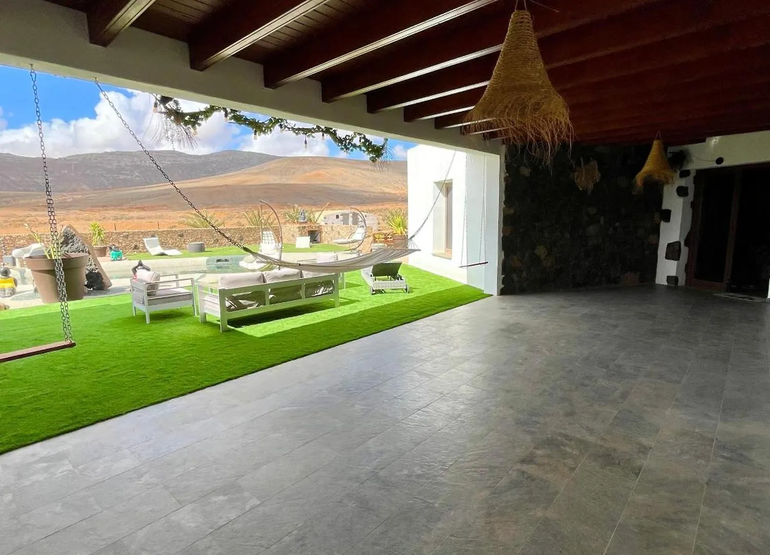La Vida Al Sol Villa Tetir Spain